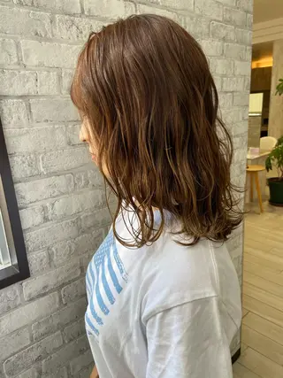 セミロング カラー Oopsレイヤー 加藤澄都のヘアスタイル