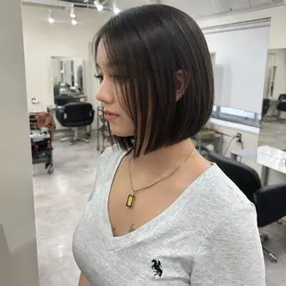 ショート カラー 🎀レイヤー×透明感 ×髪質改善🎀米田のヘアスタイル