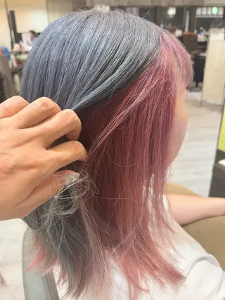 ミディアム カラー 佐藤 瑚碧のヘアスタイル