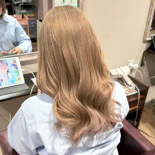 セミロング カラー 柔らかいbeige ¦韓国¦🩰マユ🩰のヘアスタイル