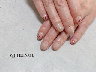 ネイル WHITE NAIL ホワイトネイルのネイルデザイン