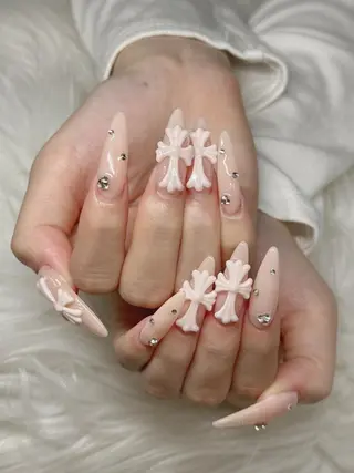 ネイル Lee Nailsのネイルデザイン