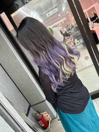 ロング カラー ブリーチ特化🌈 MANATOのヘアスタイル