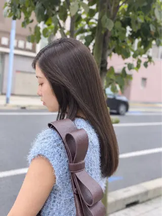 ロング 《髪質改善 UN BLEACH》のヘアスタイル