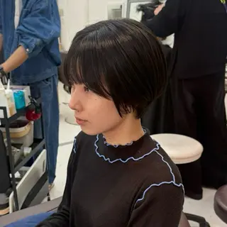 ショート 榎本 雪来のヘアスタイル