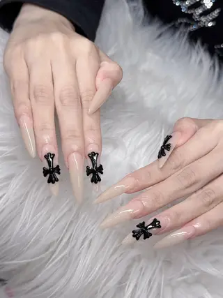 ネイル Lee Nailsのネイルデザイン