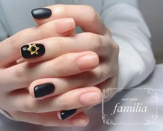 ネイル -nailroom- familiaのネイルデザイン