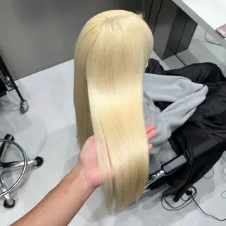 ロング カラー 💫艶ハイトーン×髪 質改善💫リュウトのヘアスタイル