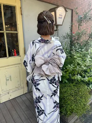 ヘアアレンジ KURIA‪‪/ブリ ーチ/ダブルカラーのヘアスタイル