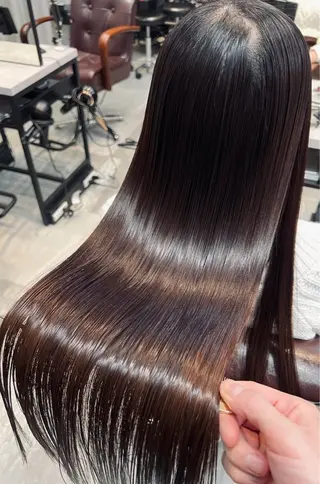 ロング 縮毛矯正/髪質改善 ちはる🍑のヘアスタイル