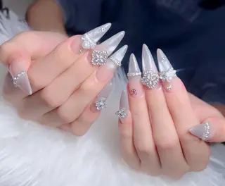 ネイル Lenie Nail Salonのネイルデザイン
