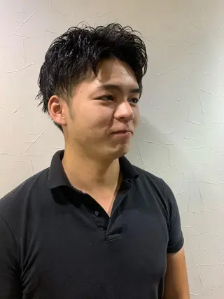 ミディアム パーマ メンズ 田中 千恩のヘアスタイル