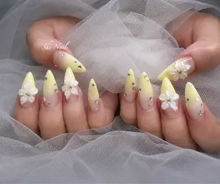 ネイル ISA_ BELLAのネイルデザイン
