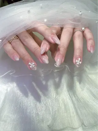 ネイル muguet🎀 chika🫧のネイルデザイン
