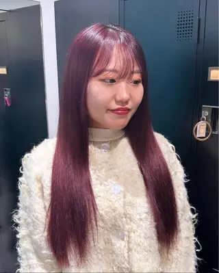 ロング カラー LUCK 本厚木店のヘアスタイル