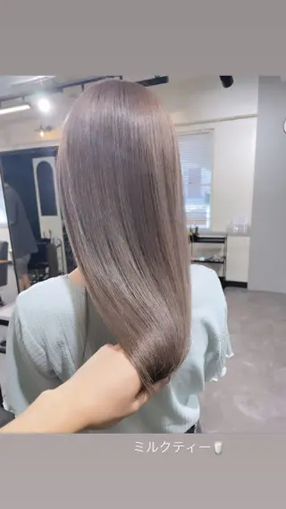 ロング カラー 山谷 裕紀のヘアスタイル
