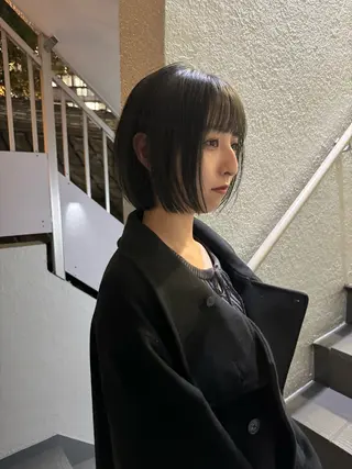 ショート カラー レイヤーカット 鈴木駿介のヘアスタイル