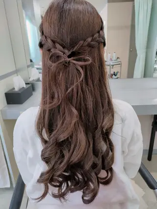 ロング ヘアアレンジ au美容室 栄矢場町のヘアスタイル