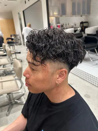 パーマ メンズ 🐲ツイスパ🐲 フェード/龍のヘアスタイル