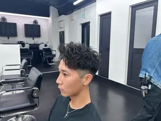 パーマ メンズ 1週間限定メンズパー マ🔥5060~🔥のヘアスタイル