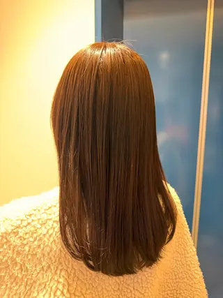 セミロング RENA|透明感 ×ブリーチカラーのヘアスタイル