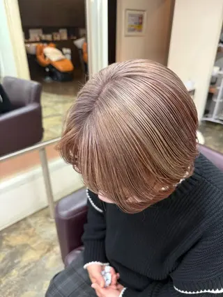 ショート カラー 太田 有香のヘアスタイル