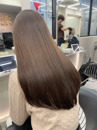 カラー ユナ hearts.店長のヘアスタイル