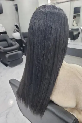 ロング カラー ❇️安達 優心❇️ レイヤー/艶髪特化のヘアスタイル