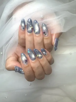 ネイル Queeens nailのネイルデザイン