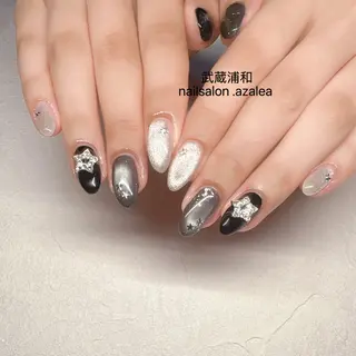 ネイル R inのネイルデザイン