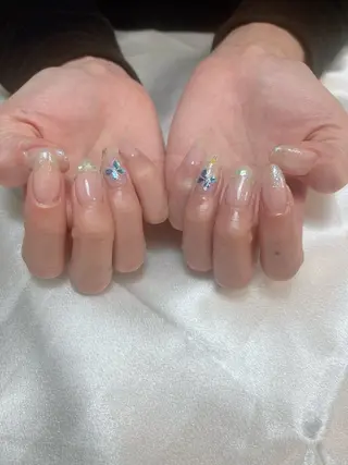 ネイル Revie Liz ネイル　TAKEYAのネイルデザイン