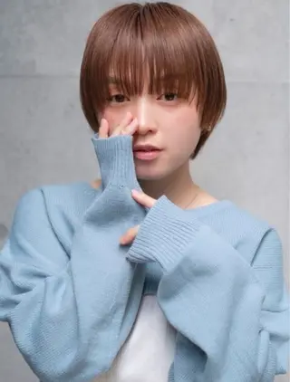 ショート カラー 吉岡 勇海のヘアスタイル