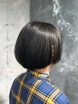 ショート カラー 透明感カラー/ レイヤー　YUKAのヘアスタイル