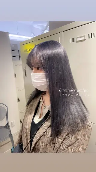 ロング カラー 抜け感レイヤー︴ ニュアンスカラーのヘアスタイル
