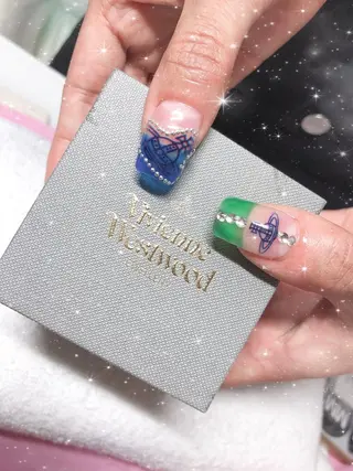 ミディアム ネイル 《LB》ラブリエ Nail&eyeのマツエク・マツパデザイン