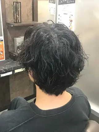 ショート パーマ メンズ メンズパーマ特化 カバヤマ　リョウのヘアスタイル