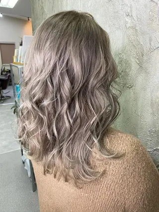 ミディアム カラー 寺門 拓馬のヘアスタイル
