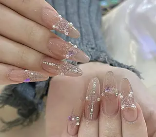 ネイル Pure&Rich Nailのネイルデザイン