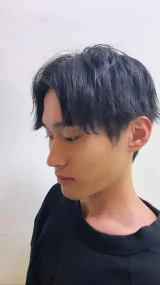 ショート カラー 髪質改善・縮毛矯正 特化・ユウシンのヘアスタイル