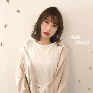 ミディアム カラー 市川 千夏のヘアスタイル