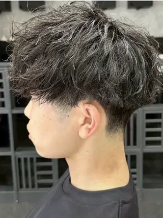 パーマ メンズ ツイスパ/フェザー パーマ特化🔥真裟斗のヘアスタイル