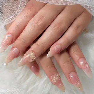 ネイル Lani🌈 MIIのネイルデザイン