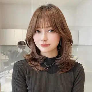 ミディアム かなこ/ミディアム レイヤー/ワンカールのヘアスタイル