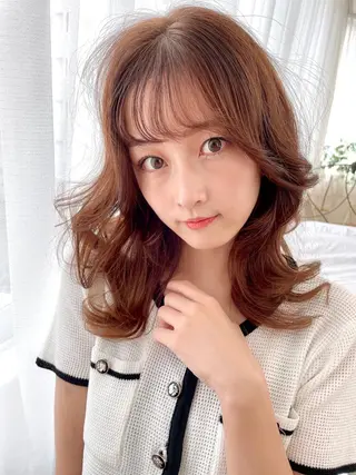 ミディアム ヘアアレンジ TAKAHASHI LEAPSのヘアスタイル