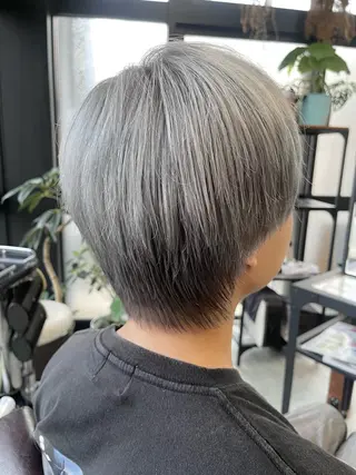 カラー メンズ シノザキ キナのヘアスタイル