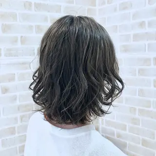 ショート カラー 🌈ぷる艶カラー🌈 髪質改善👑柳沼尚貴のヘアスタイル