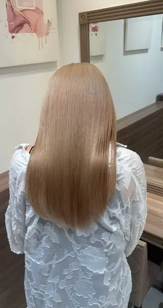 ロング カラー 【複雑履歴ブリーチ】 中村　玲仁のヘアスタイル