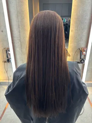 ロング カラー パーマ 髪質改善|透明 感カラー🩵レイヤーのヘアスタイル