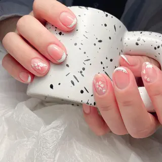ネイル M🌷nail 長さだし専門店のネイルデザイン