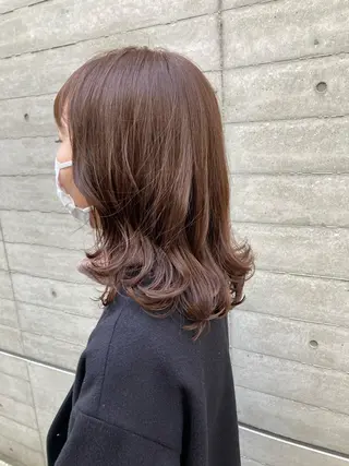 ミディアム ✨色持ちの良い艶 カラー✨蟹江真世のヘアスタイル